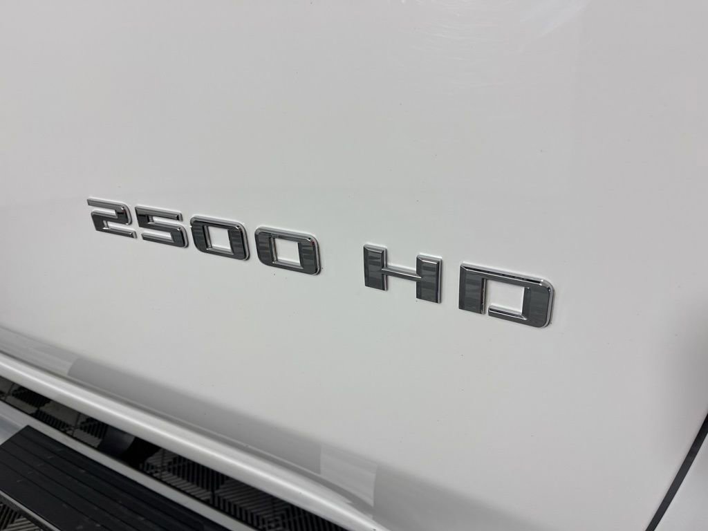 Used 2020 Chevrolet Silverado 2500 LT w/ Gooseneck/5TH Wheel Package image 3