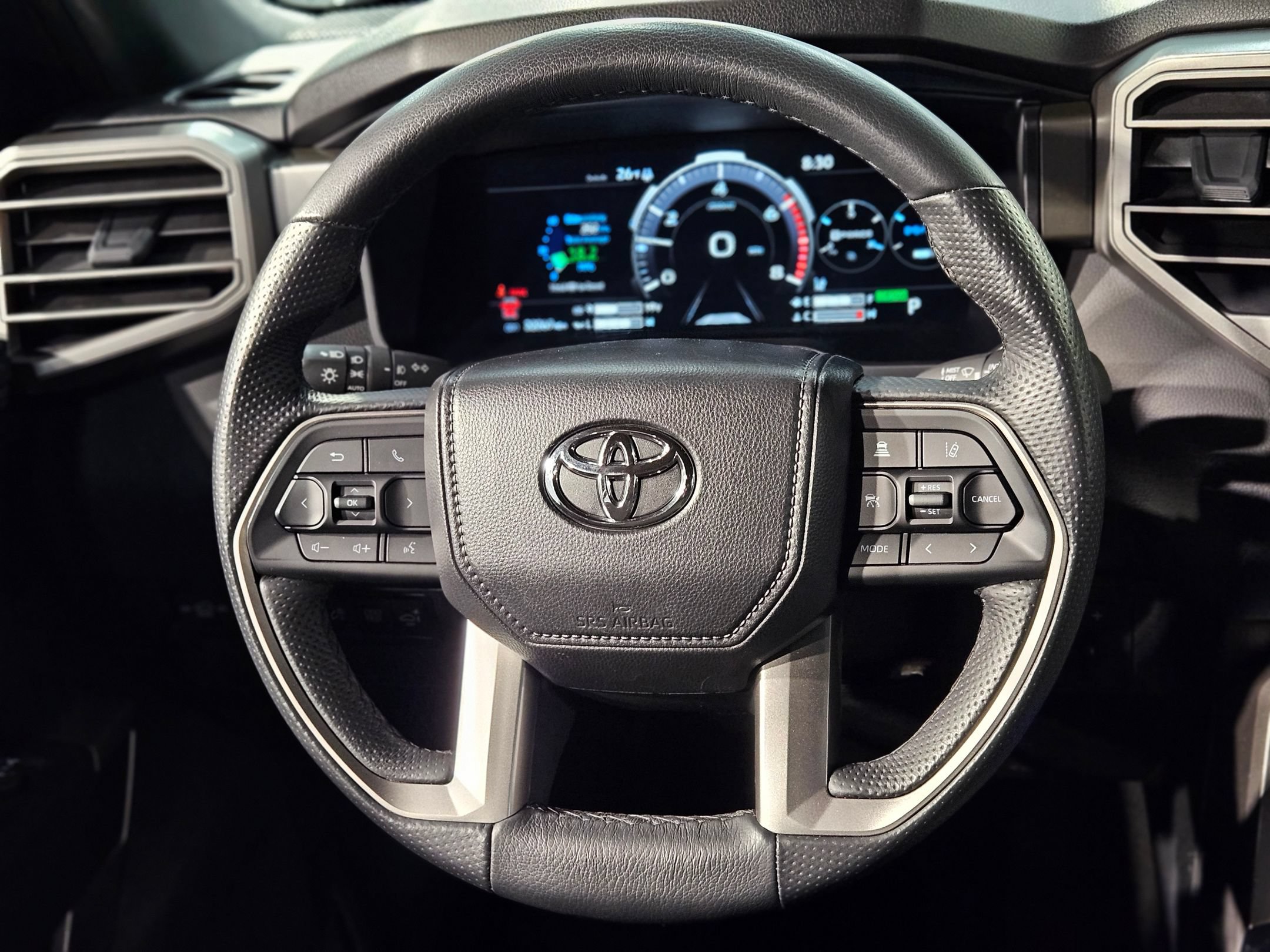 Certified 2025 Toyota Sequoia SR5 AWD/4WD image 27
