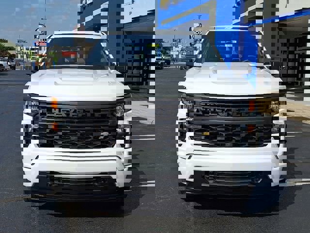 New 2025 Chevrolet Silverado 1500 Custom image 2