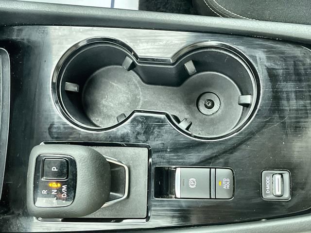 Used 2024 Nissan Rogue S image 22