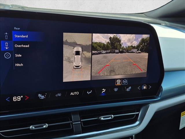 New 2026 Chevrolet Equinox EV LT AWD/4WD image 13