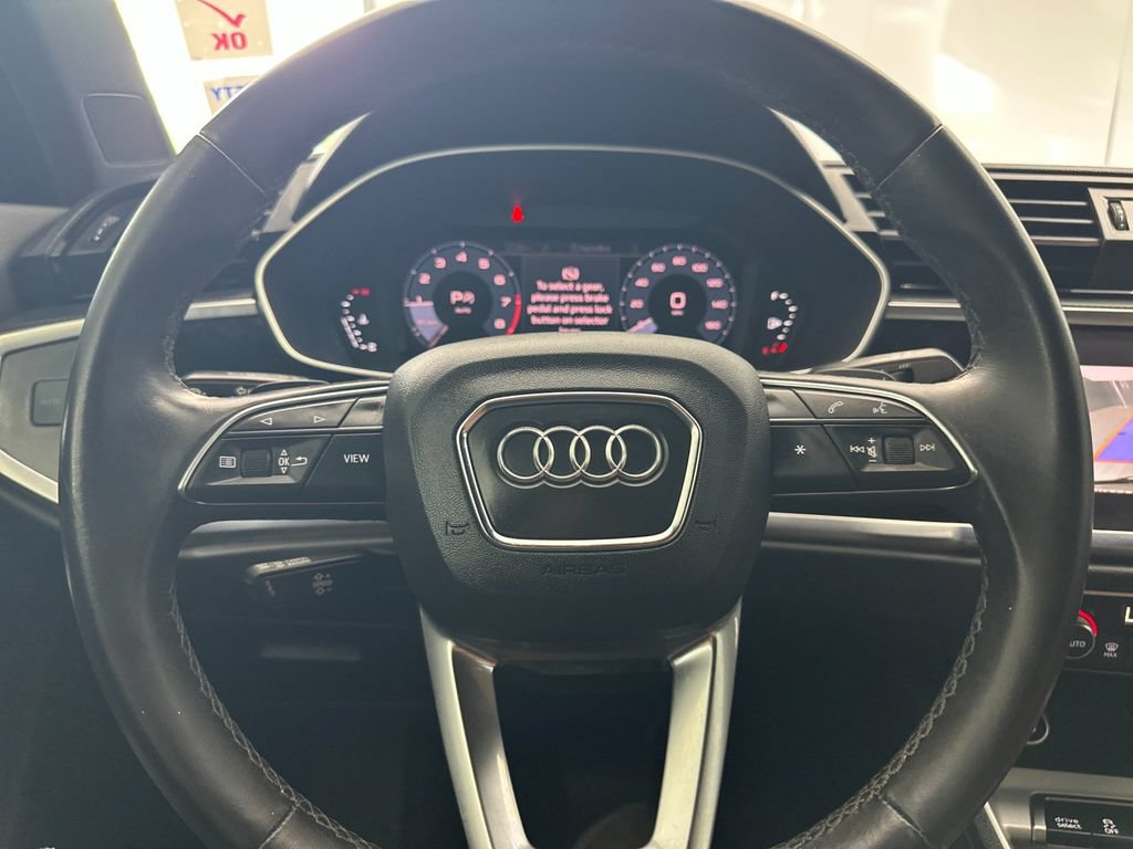 Used 2021 Audi Q3 2.0T Premium w/ Convenience Package AWD/4WD image 22