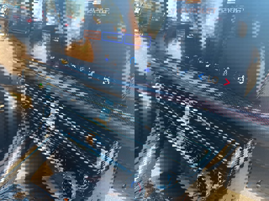 New 2026 Chevrolet Traverse Z71 w/ Enhanced Driving Package image 25