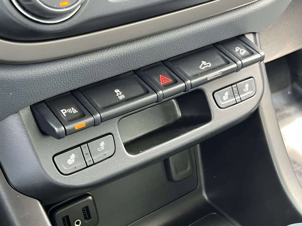 Used 2019 Chevrolet Colorado Z71 AWD/4WD image 19