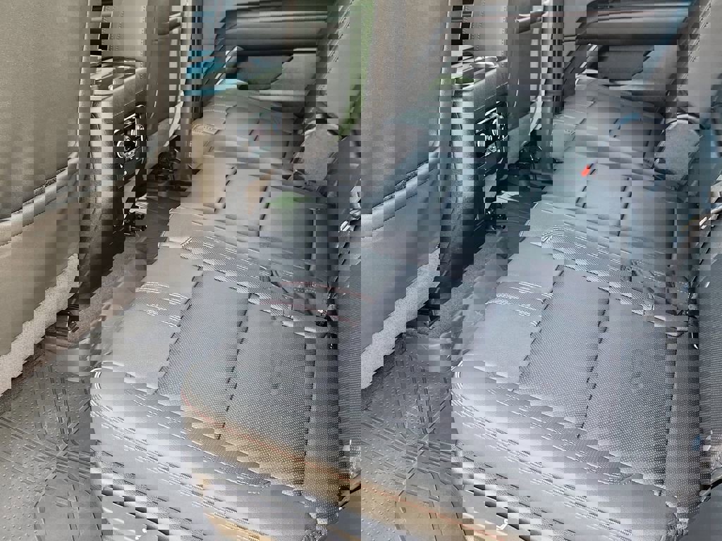 Used 2024 Chevrolet Tahoe RST w/ Luxury Package AWD/4WD image 9