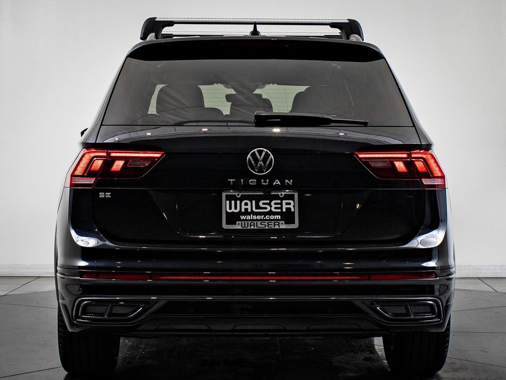 Used 2024 Volkswagen Tiguan SE R-Line image 10