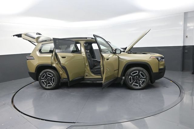 New 2026 Jeep Cherokee Limited AWD/4WD image 36