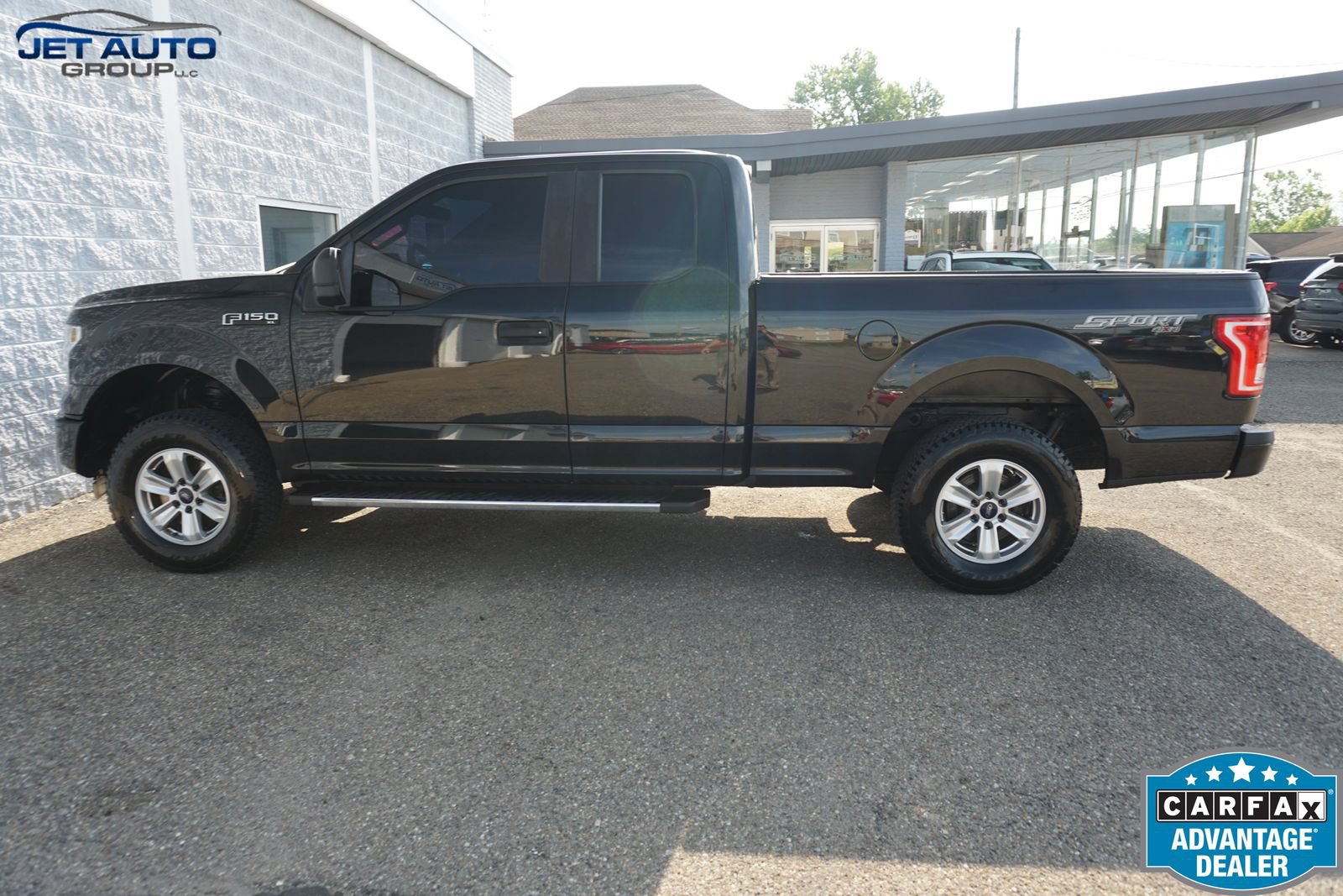 Used 2015 Ford F150 XL w/ Equipment Group 101A Mid AWD/4WD image 13