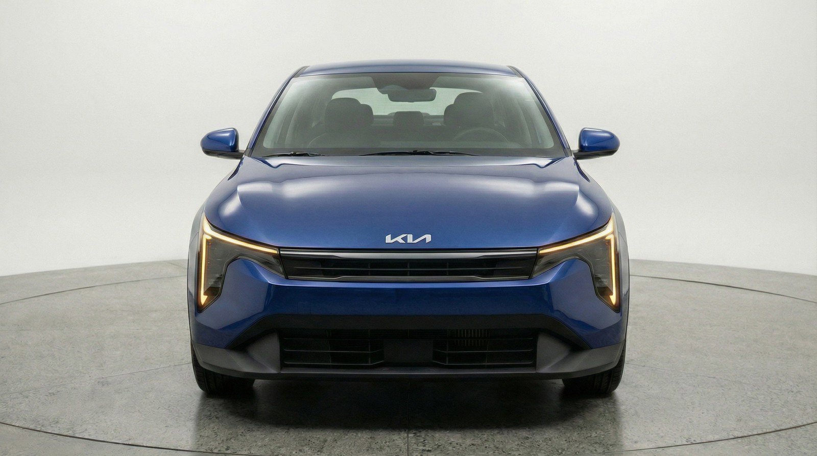 Used 2025 Kia K4 LXS image 2