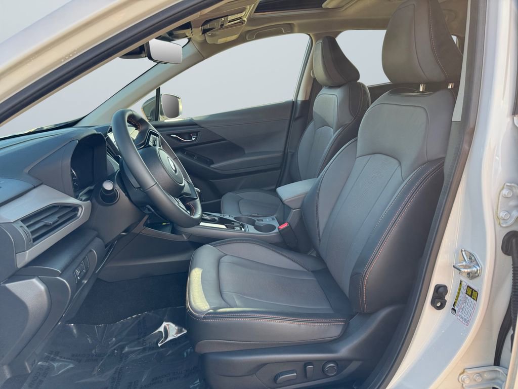 Certified 2025 Subaru Crosstrek 2.5i Limited w/ Crosstrek Mirror Package image 9