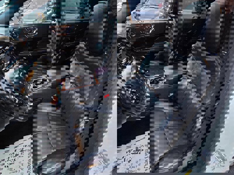 Used 2019 Lincoln Continental Select image 13