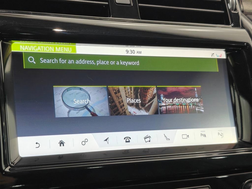 Used 2020 Land Rover Discovery HSE Luxury image 47