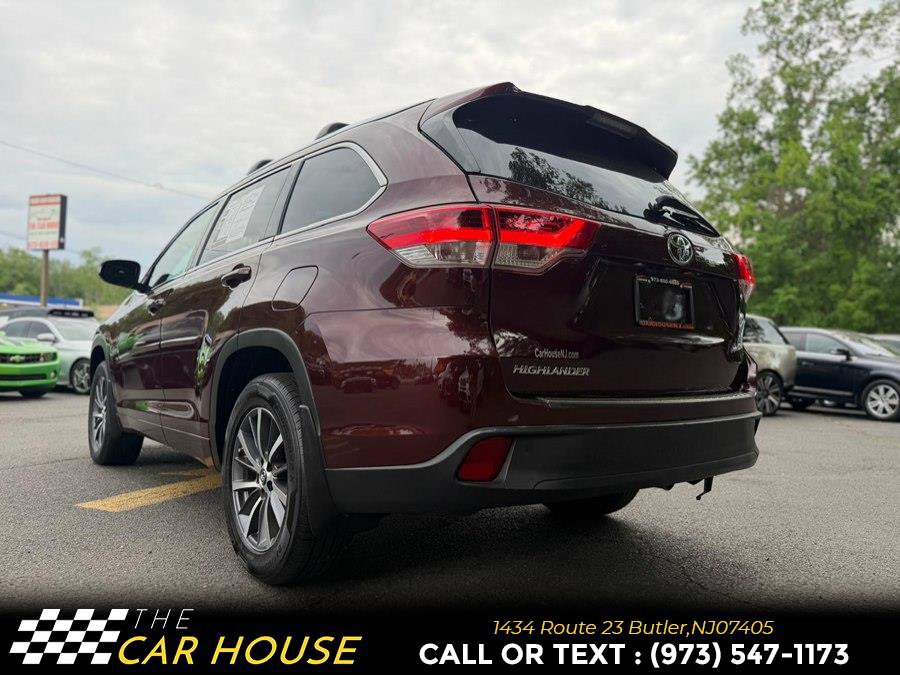 Used 2018 Toyota Highlander XLE w/ Protection Package #3 AWD/4WD image 6