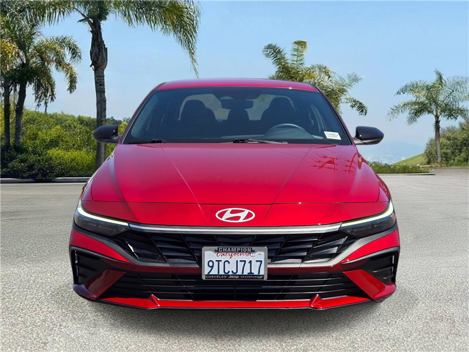 Used 2025 Hyundai Elantra Sport FWD image 3