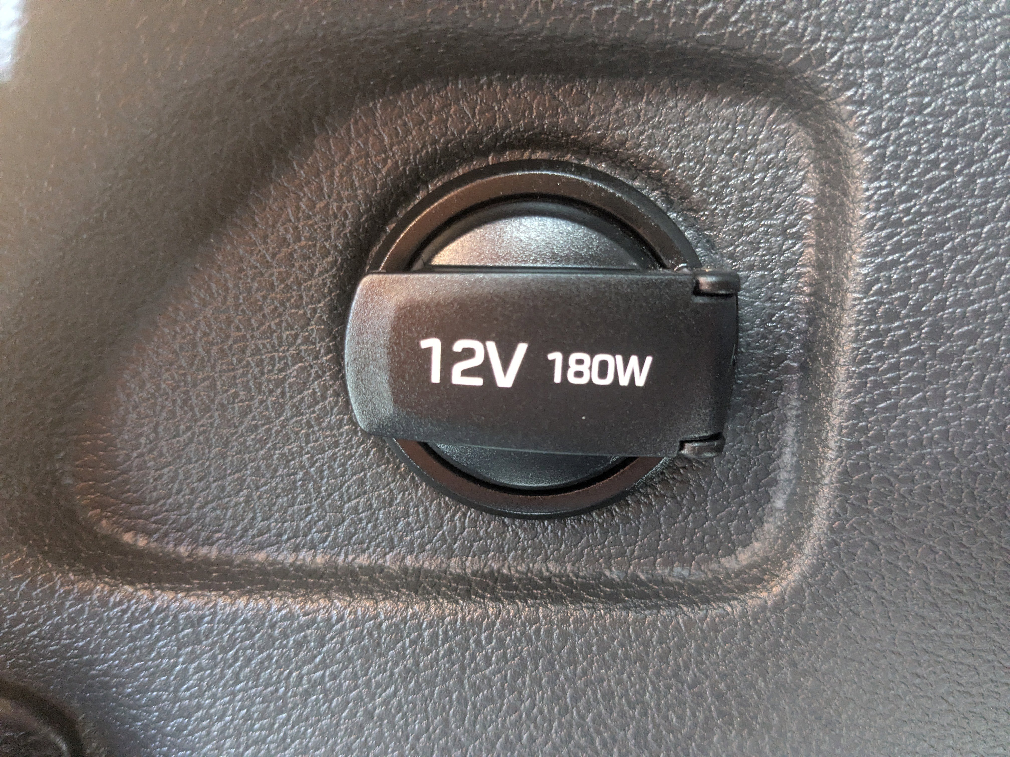 Used 2020 Hyundai Tucson Value w/ Cargo Package image 16
