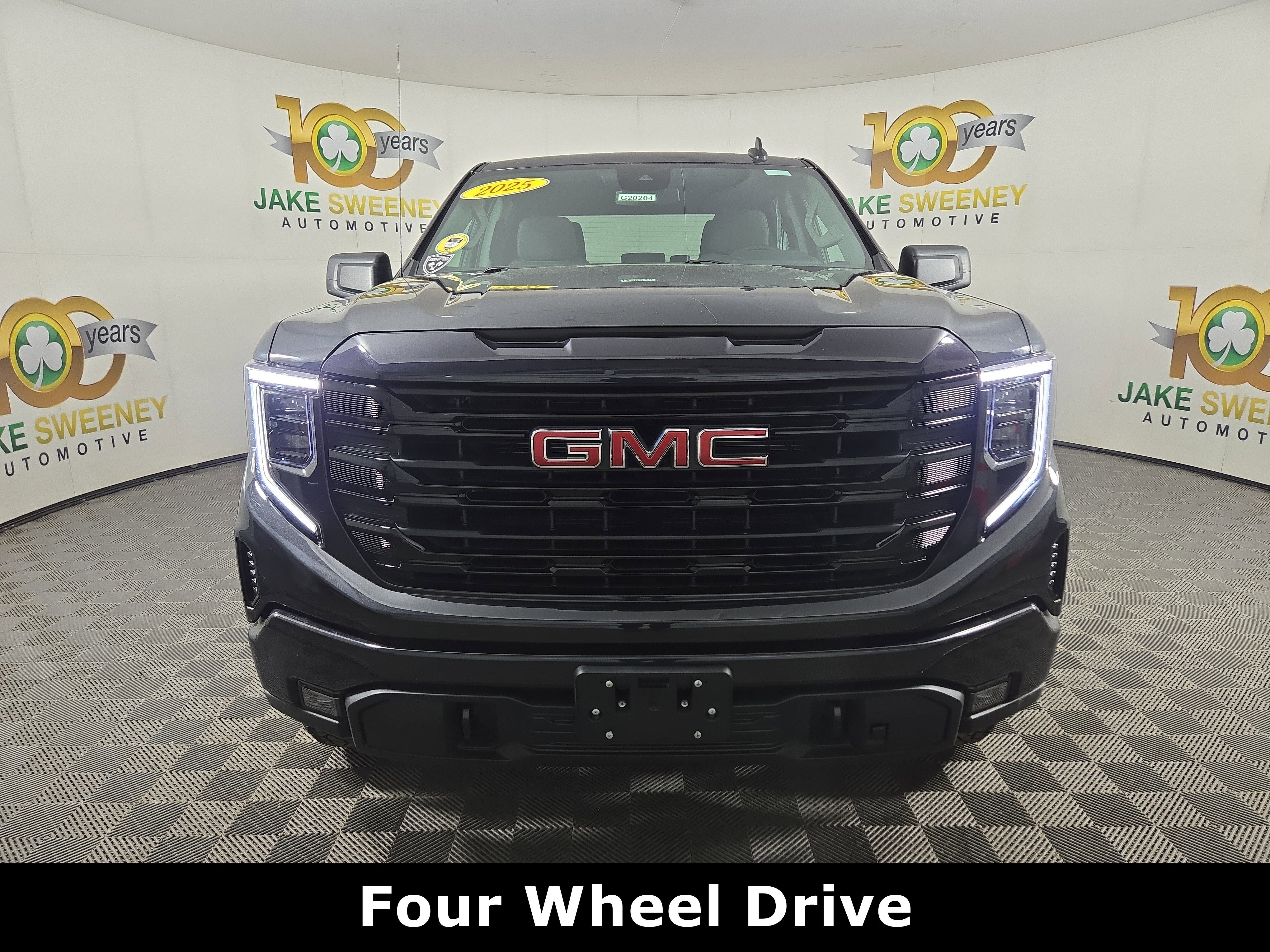 Certified 2025 GMC Sierra 1500 Elevation AWD/4WD image 2