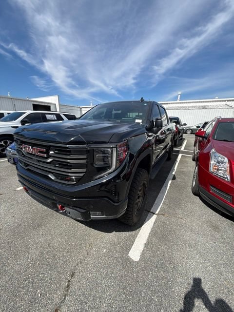 Used 2026 GMC Sierra 1500 AT4 w/ AT4 Premium Package AWD/4WD image 3