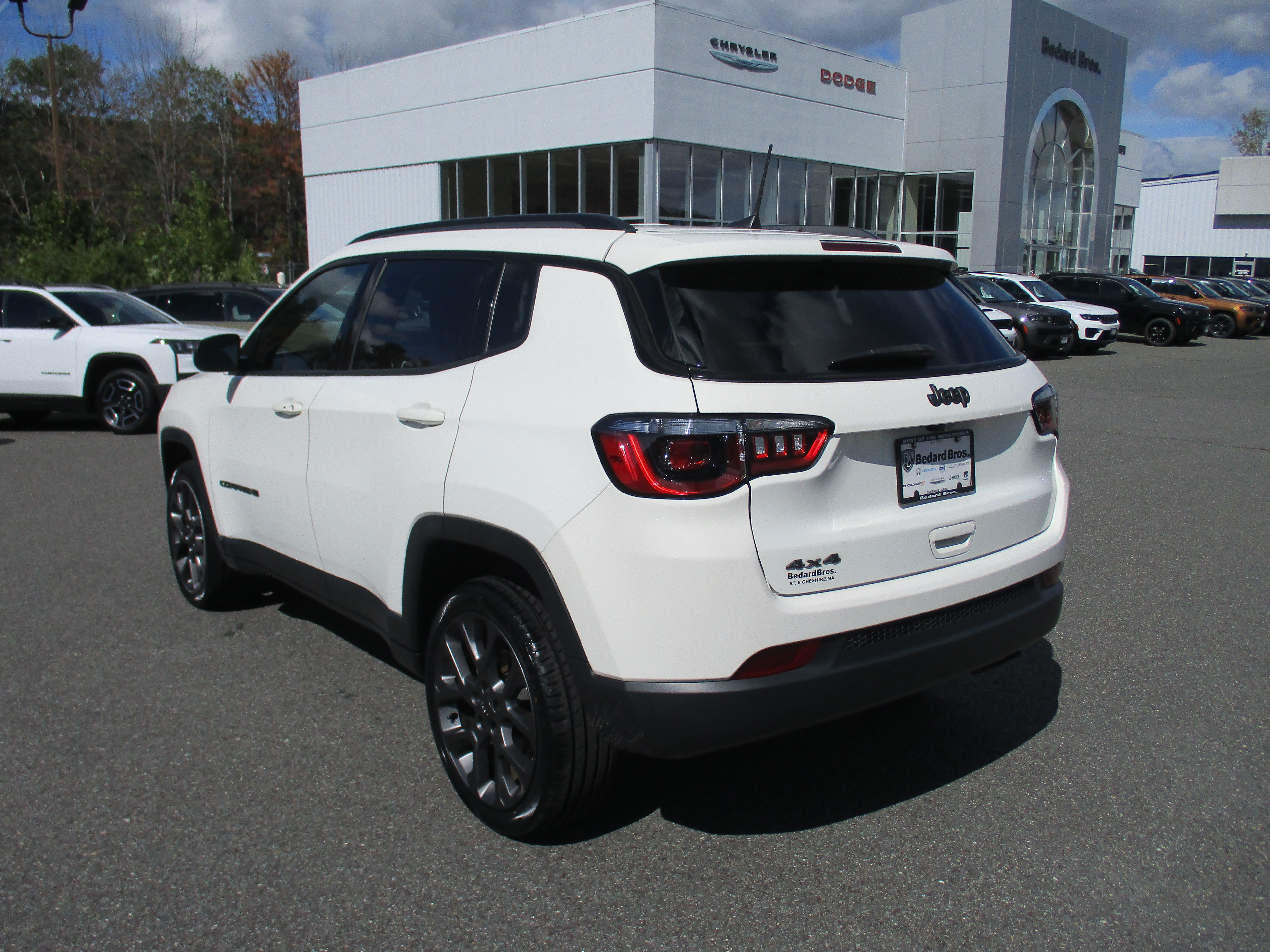 Certified 2021 Jeep Compass Latitude AWD/4WD image 7
