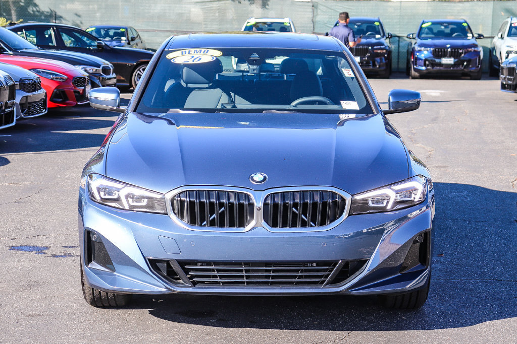 Used 2026 BMW 330i Sedan RWD image 2