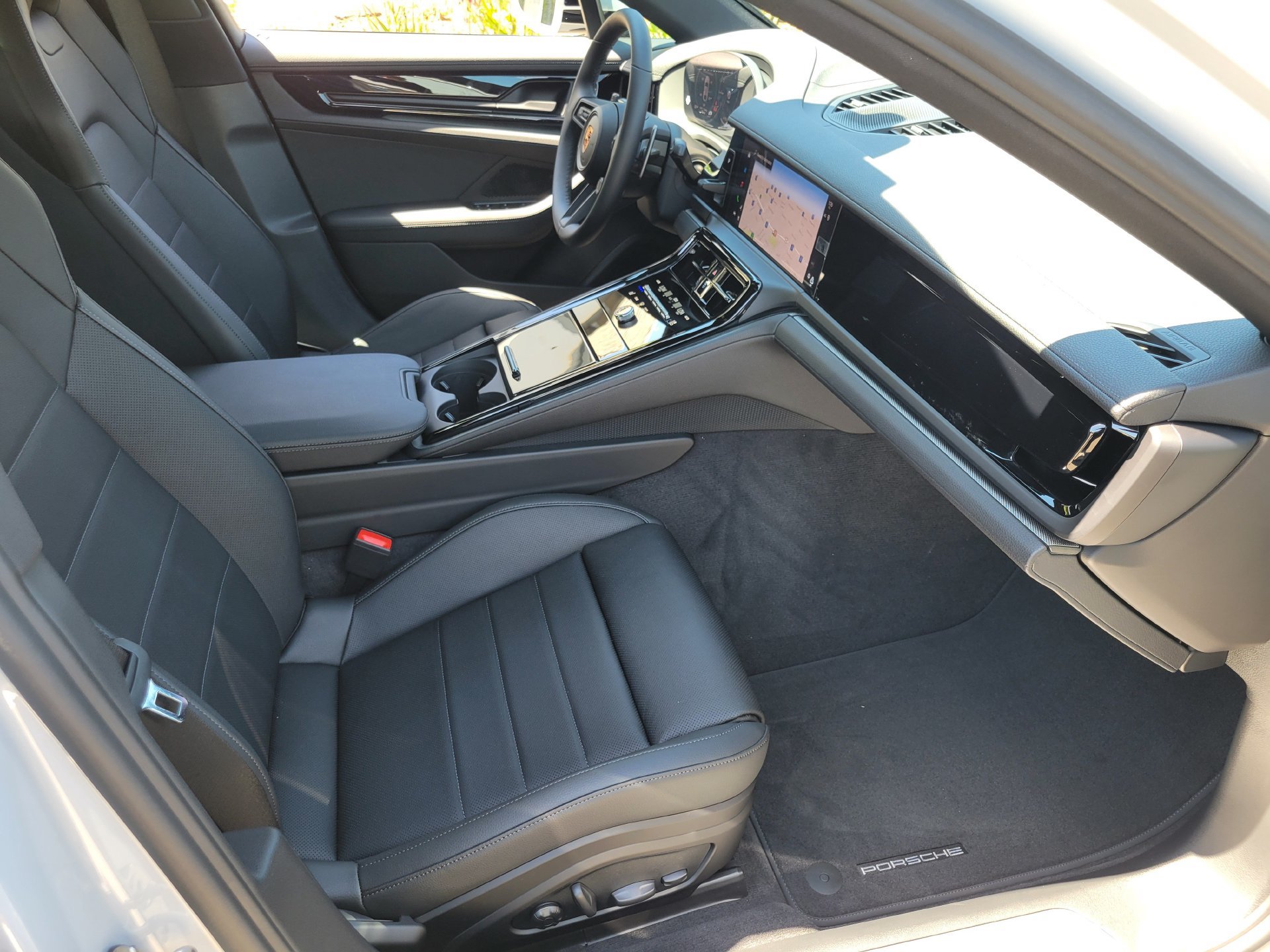 New 2026 Porsche Panamera RWD image 27