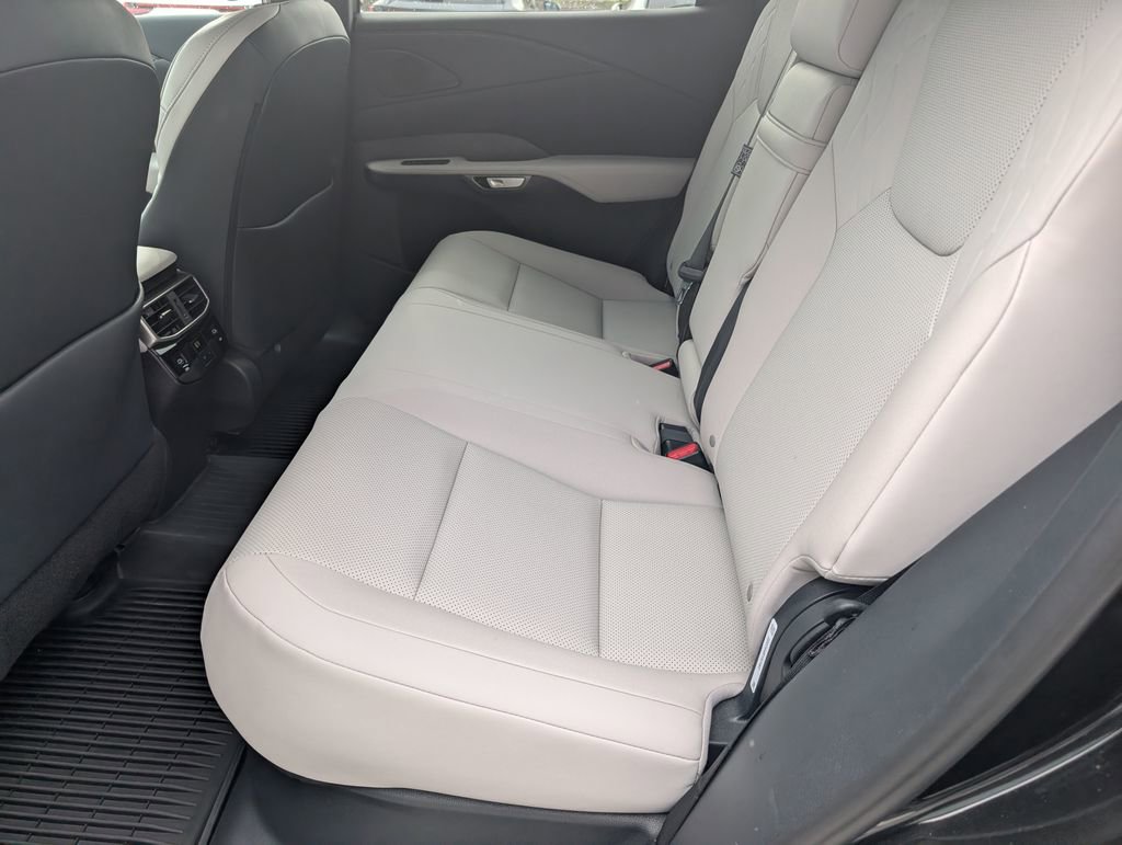 Used 2025 Lexus RX 350 AWD image 13