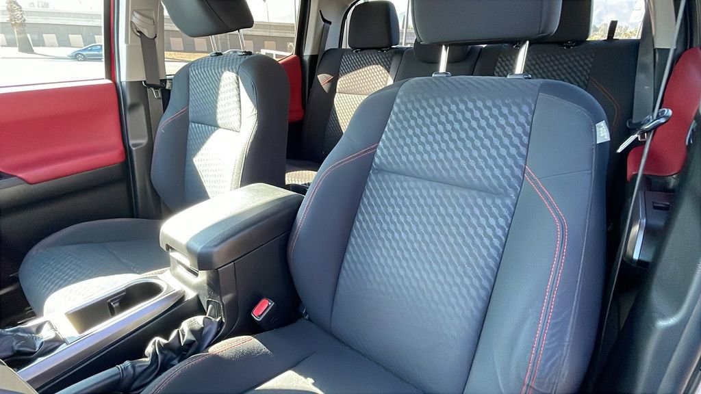 Used 2022 Toyota Tacoma SR5 image 15