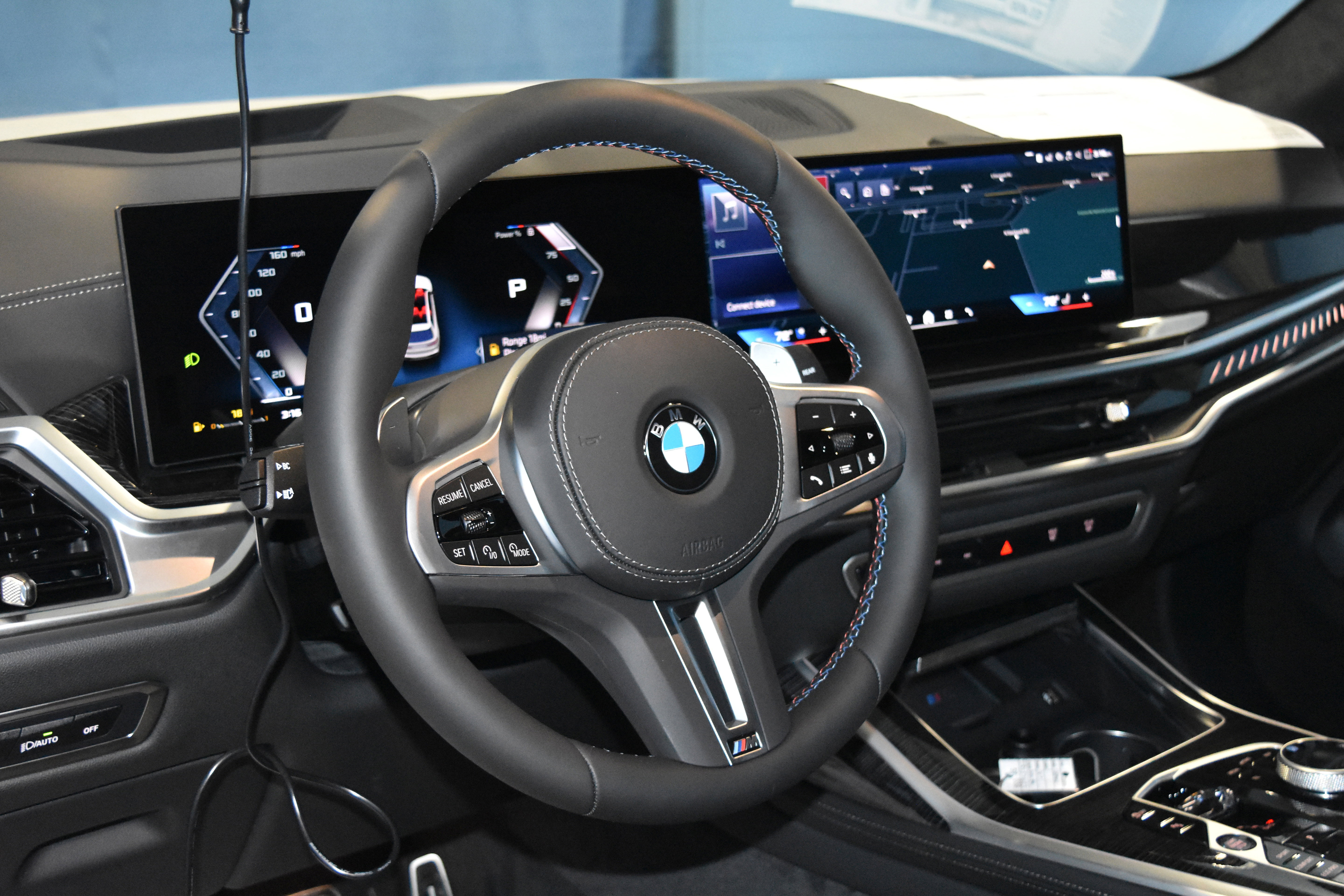 New 2026 BMW X7 M60i image 2