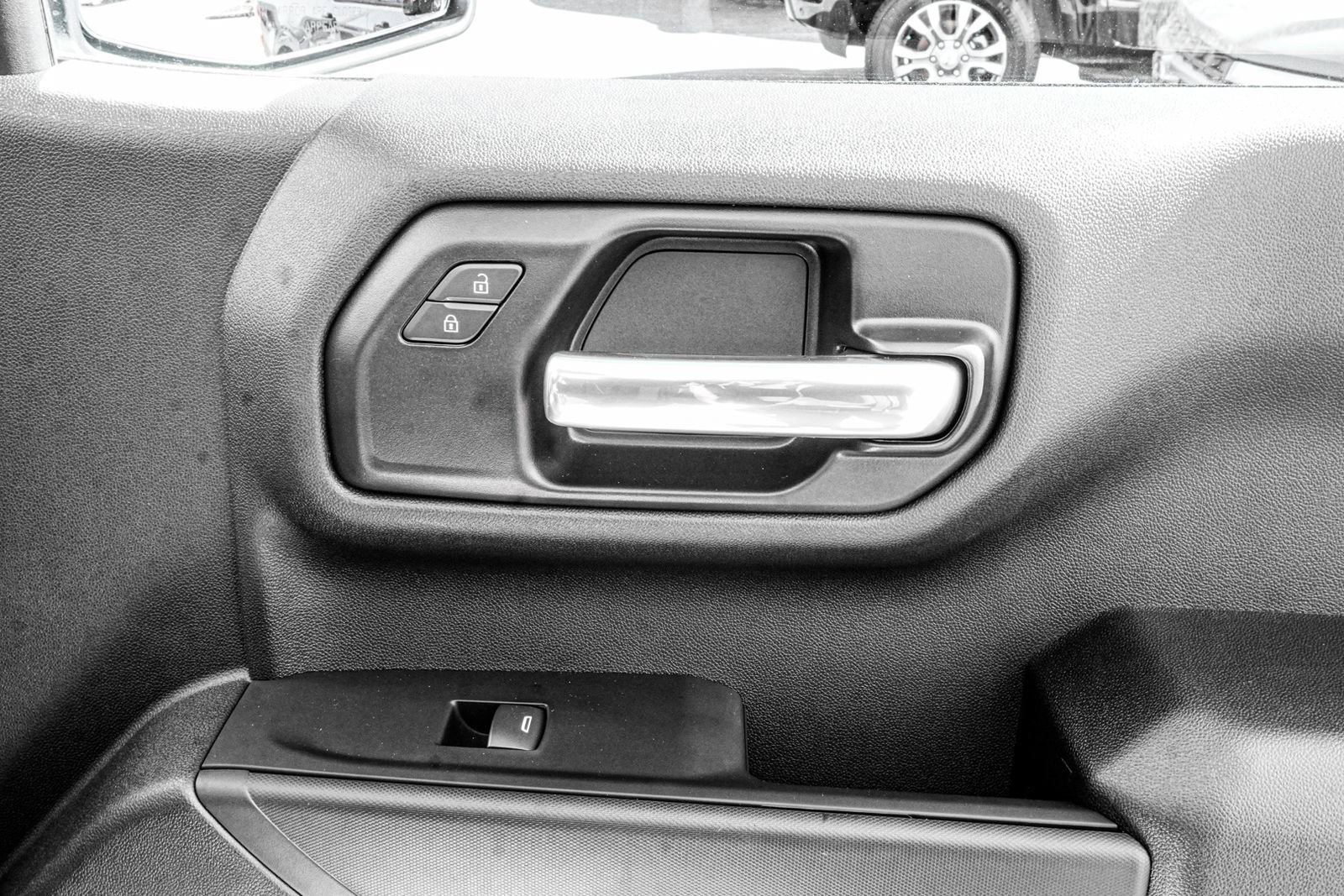 New 2025 Chevrolet Silverado 1500 W/T image 38