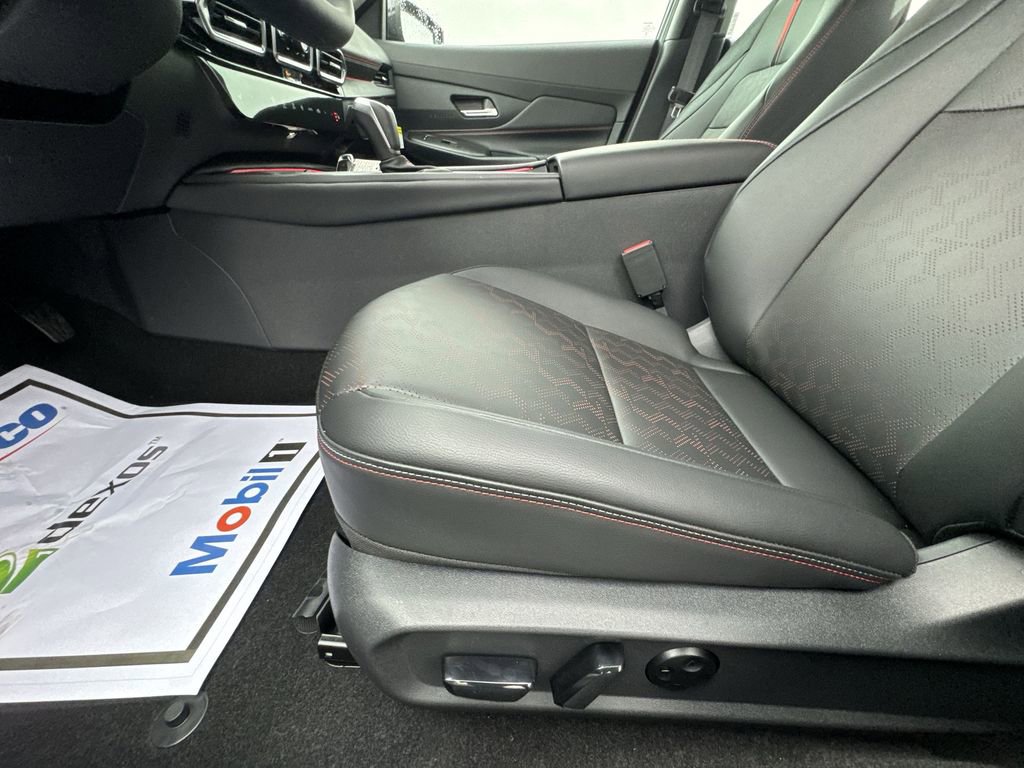 New 2026 Nissan Sentra SR image 12