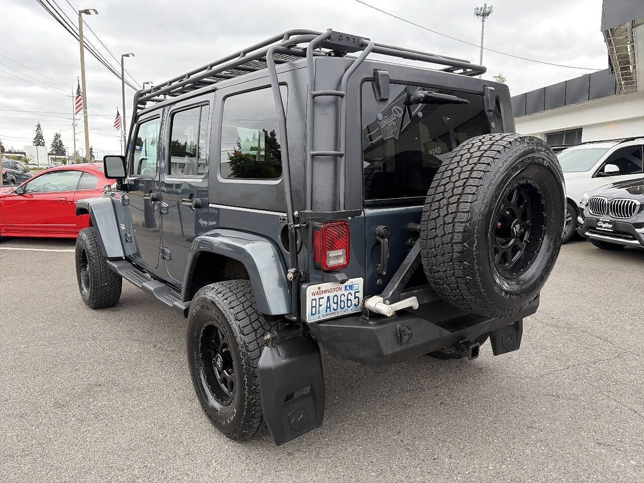 Used 2008 Jeep Wrangler Unlimited Sahara AWD/4WD image 3
