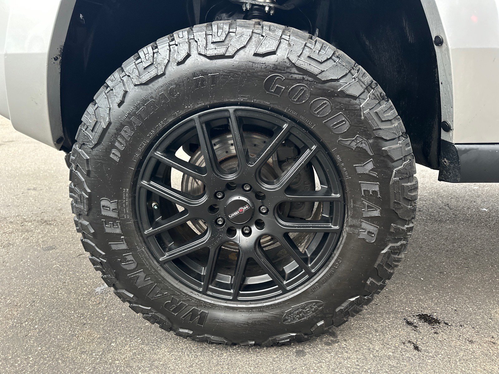 Used 2006 Jeep Commander Limited AWD/4WD image 12