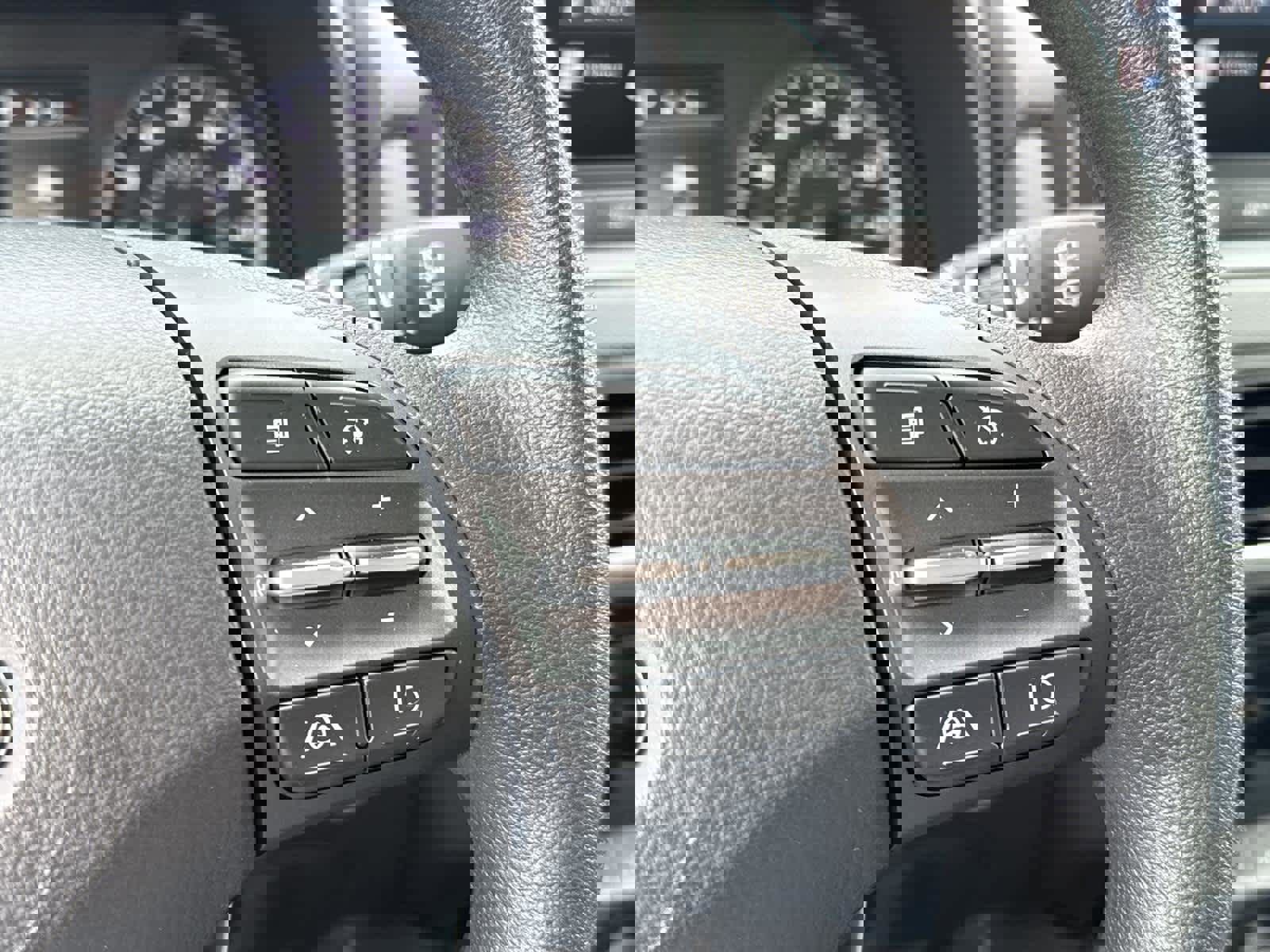 Used 2023 Hyundai Kona SEL w/ Cargo Package image 18