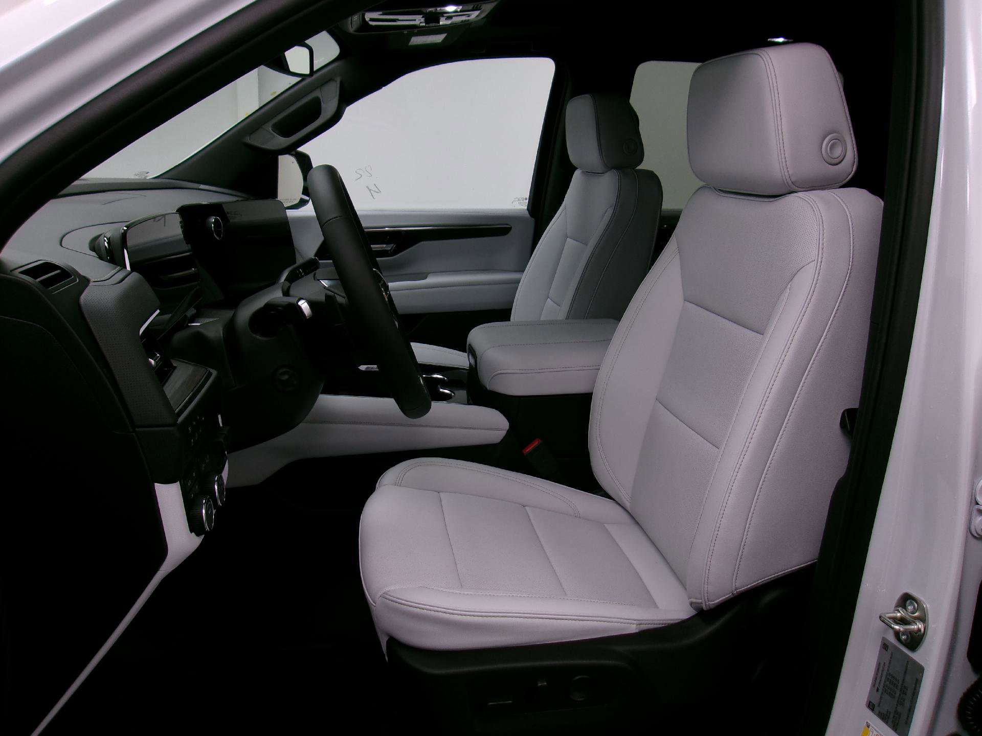 New 2026 Chevrolet Tahoe Premier w/ Sun And Tow Package image 10