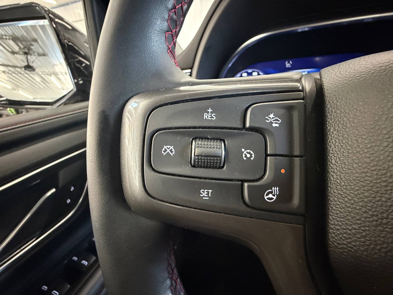 Used 2024 Chevrolet Tahoe RST w/ Sport Performance Package AWD/4WD image 18
