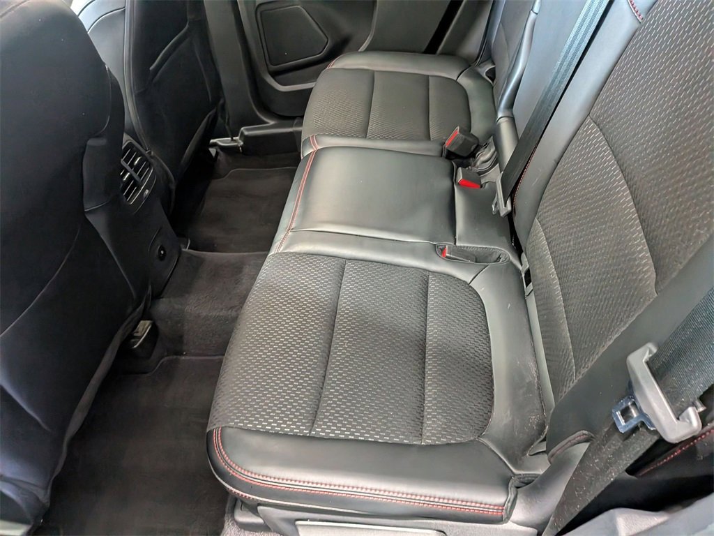 Used 2025 Ford Escape ST-Line image 20