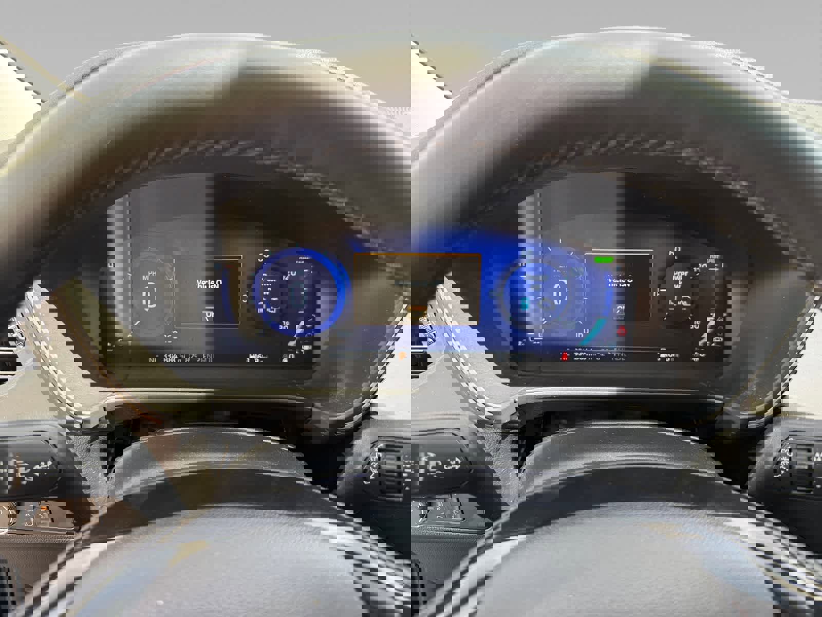 Used 2022 Ford Escape SEL w/ Technology Package image 14