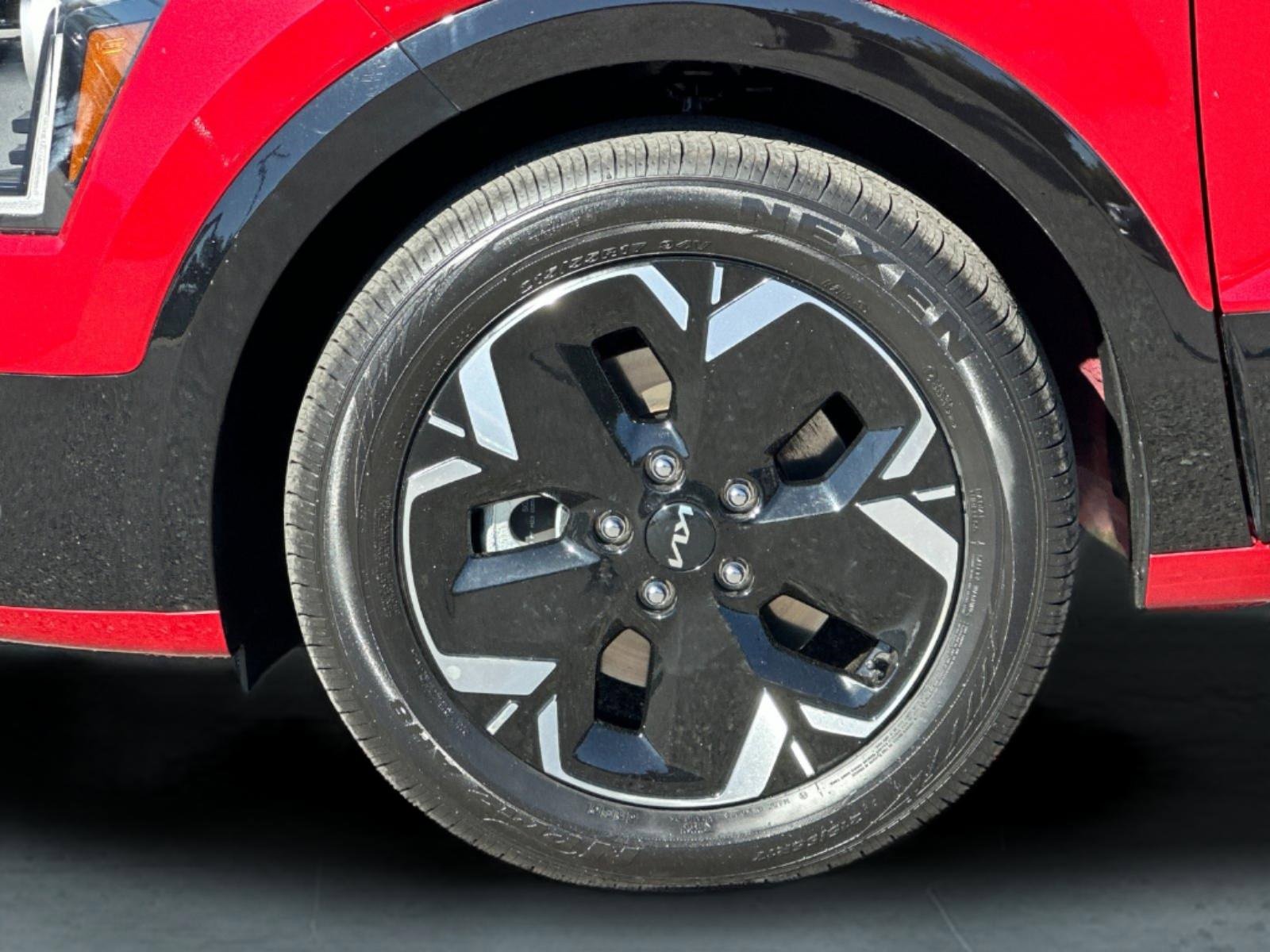 Certified 2023 Kia Niro Wind image 26