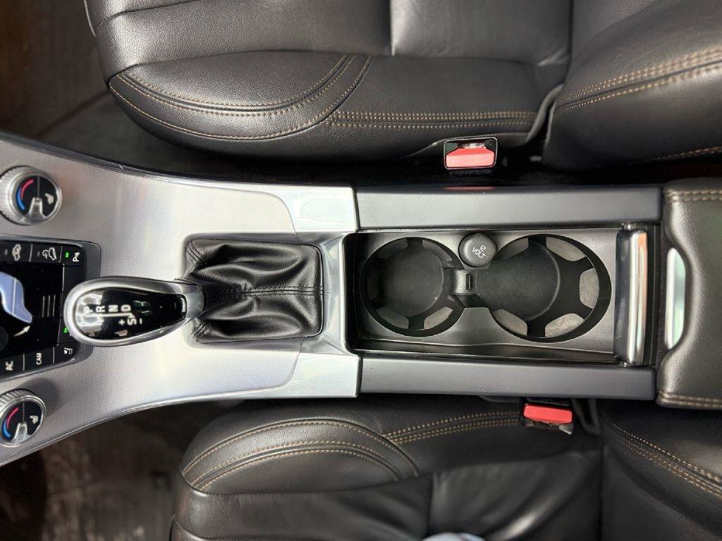 Used 2017 Volvo V60 T5 Cross Country w/ Convenience Package image 22