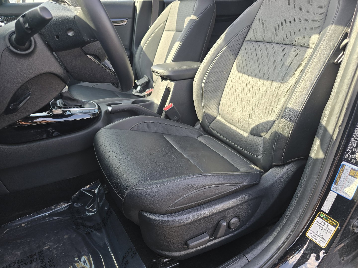 Used 2021 Kia Seltos EX image 37