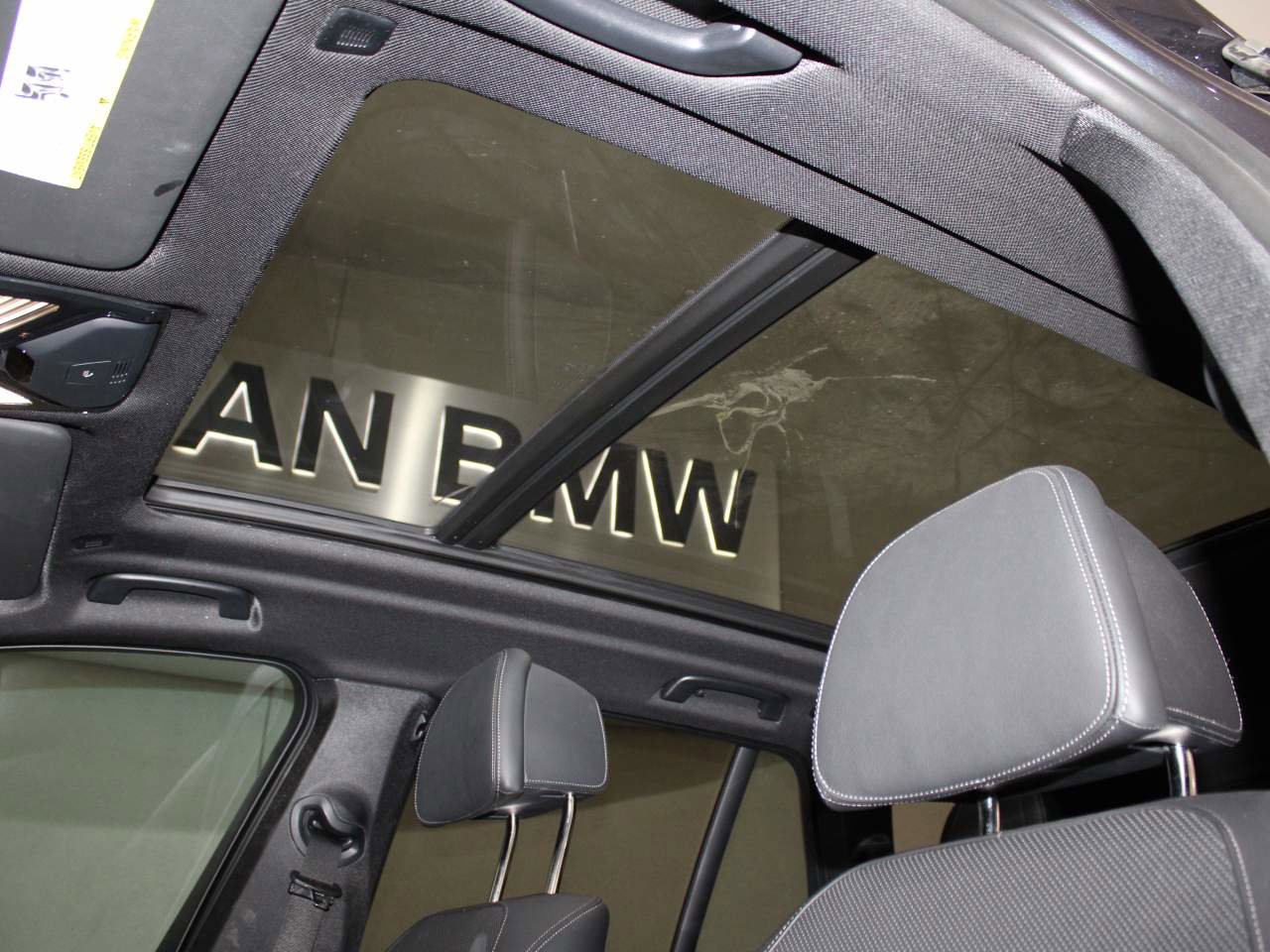 Certified 2022 BMW X5 sDrive40i w/ Premium Package RWD image 14