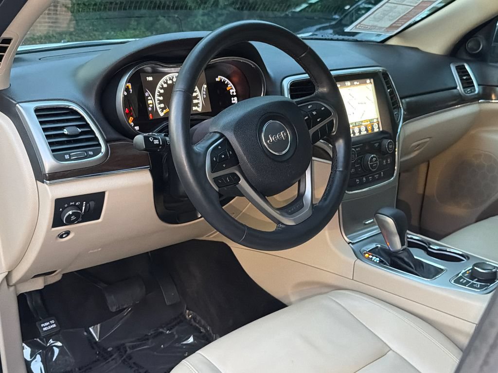 Used 2018 Jeep Grand Cherokee Limited AWD/4WD image 20