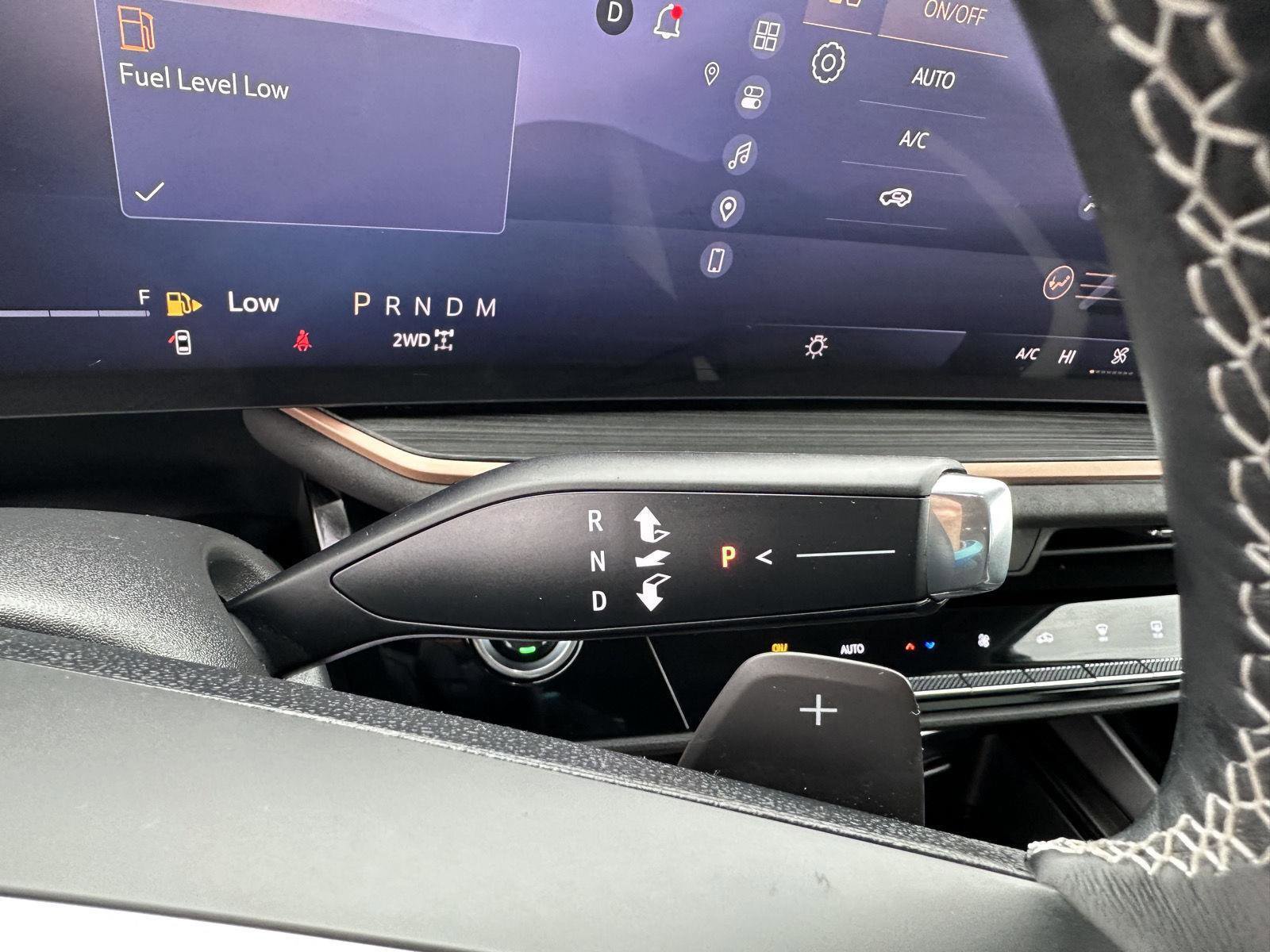 Used 2025 Buick Envision Sport Touring image 26