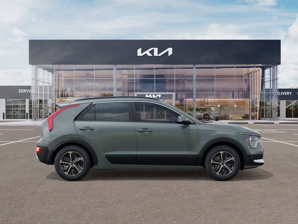 New 2026 Kia Niro EX FWD image 7