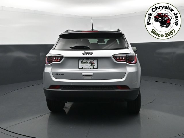 New 2026 Jeep Compass Limited AWD/4WD image 5