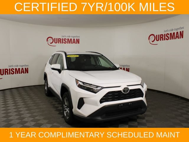 Used 2025 Toyota RAV4 XLE AWD/4WD image 12