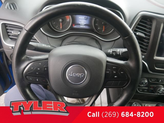 Used 2021 Jeep Cherokee Trailhawk image 31