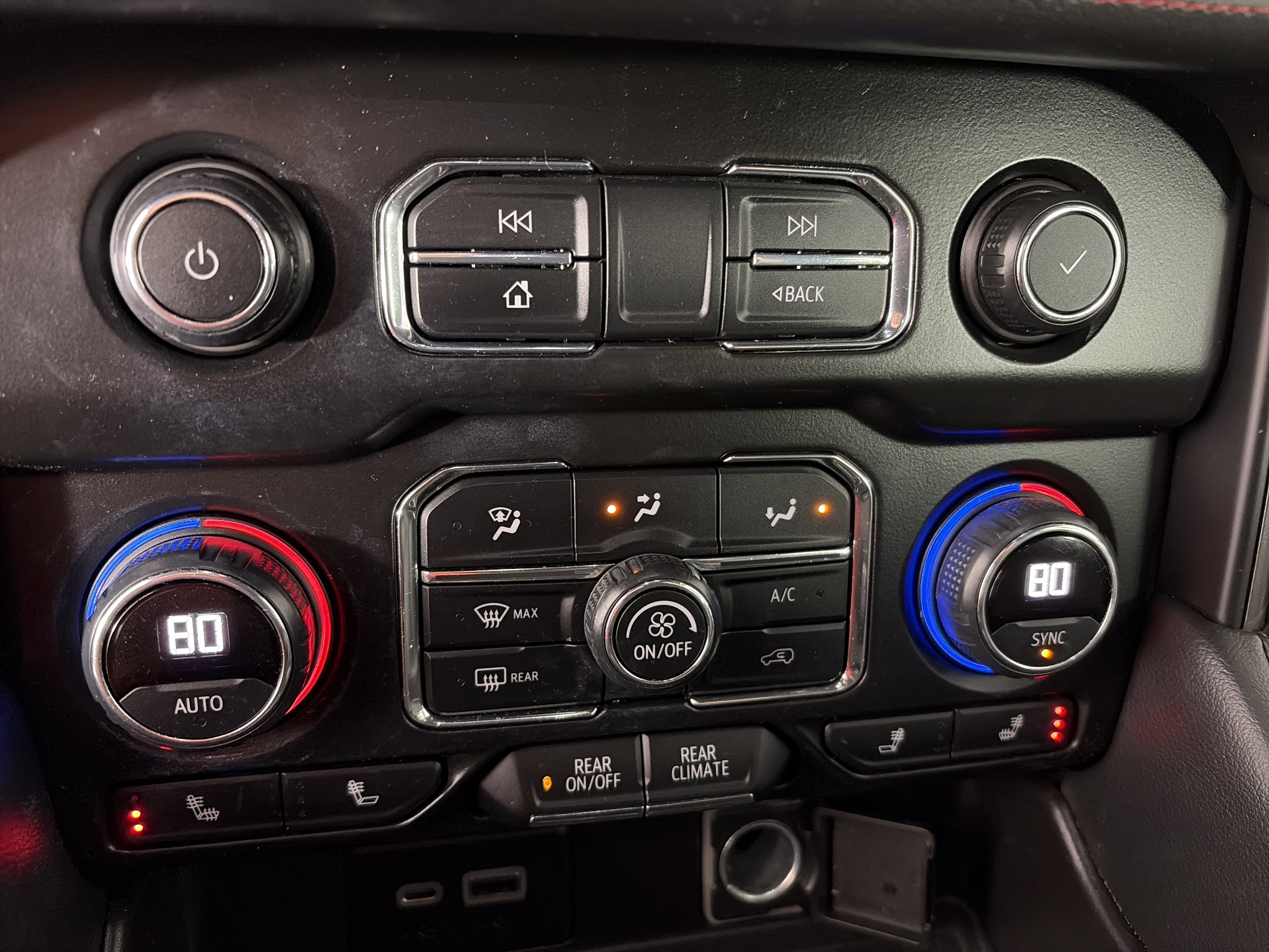 Certified 2021 Chevrolet Tahoe RST w/ Luxury Package image 26