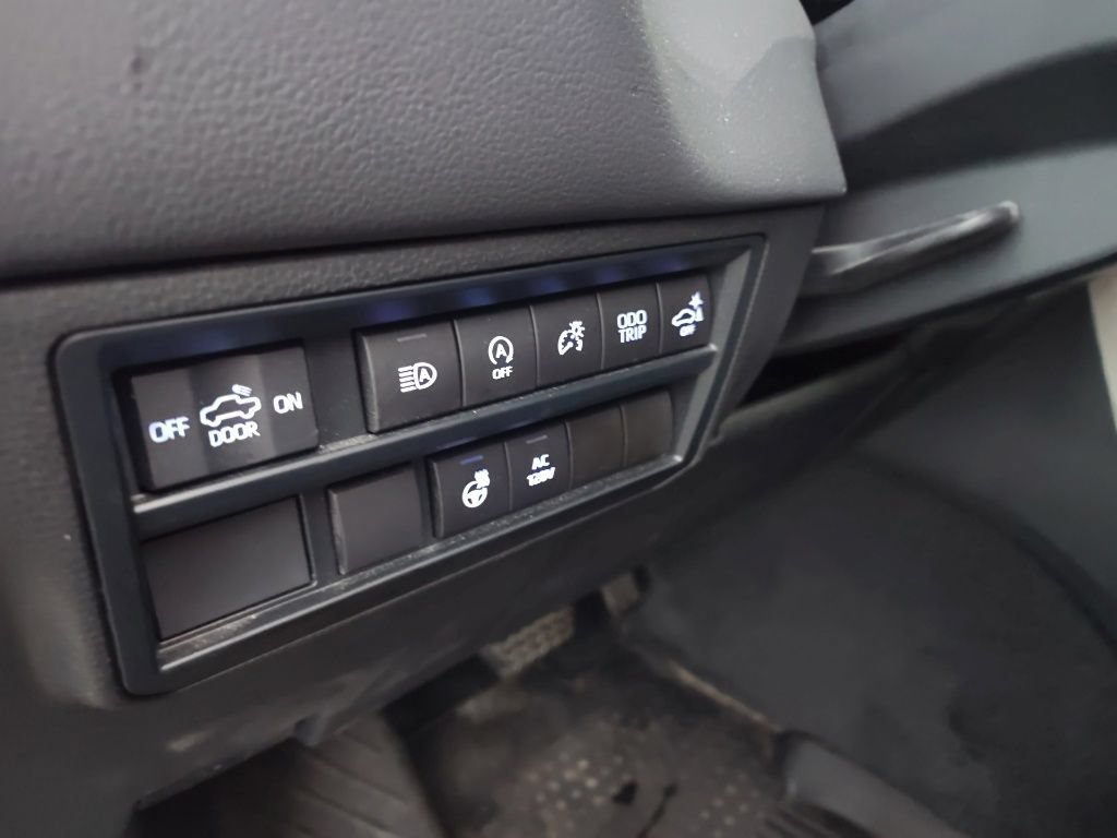 Used 2023 Toyota Tundra Limited AWD/4WD image 11