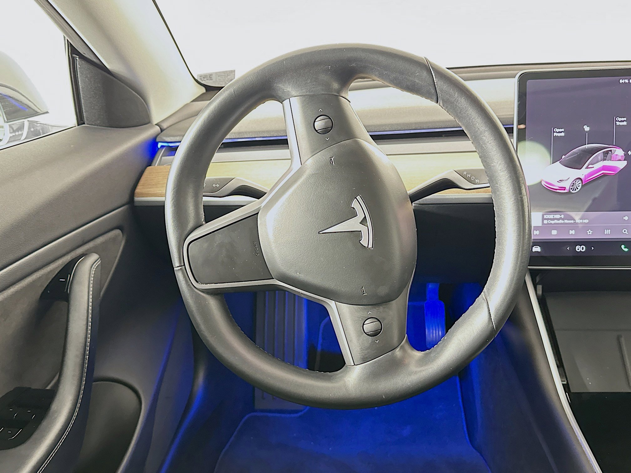 Used 2018 Tesla Model 3 Mid Range image 16