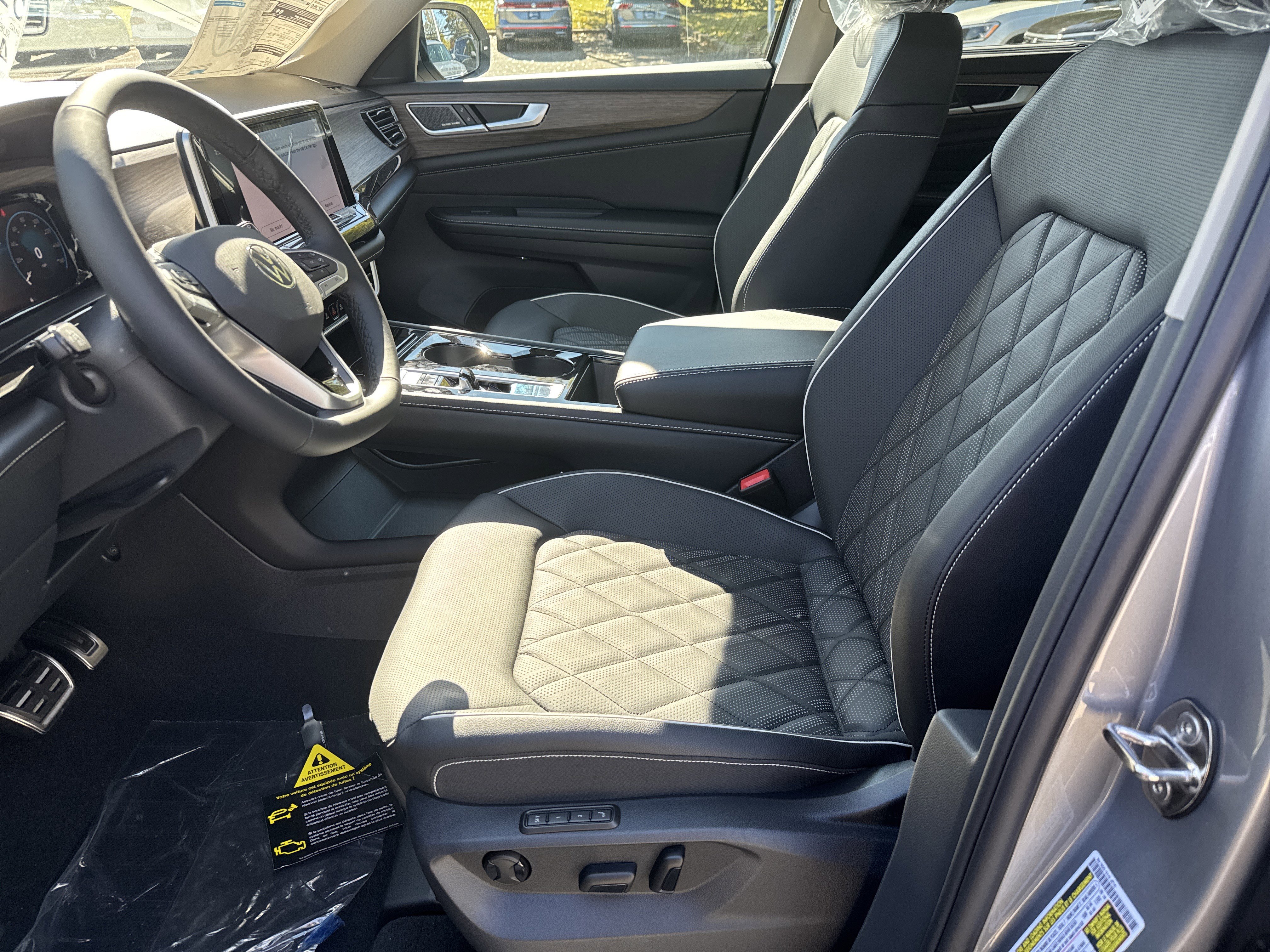 New 2026 Volkswagen Atlas SEL Premium R-Line image 5